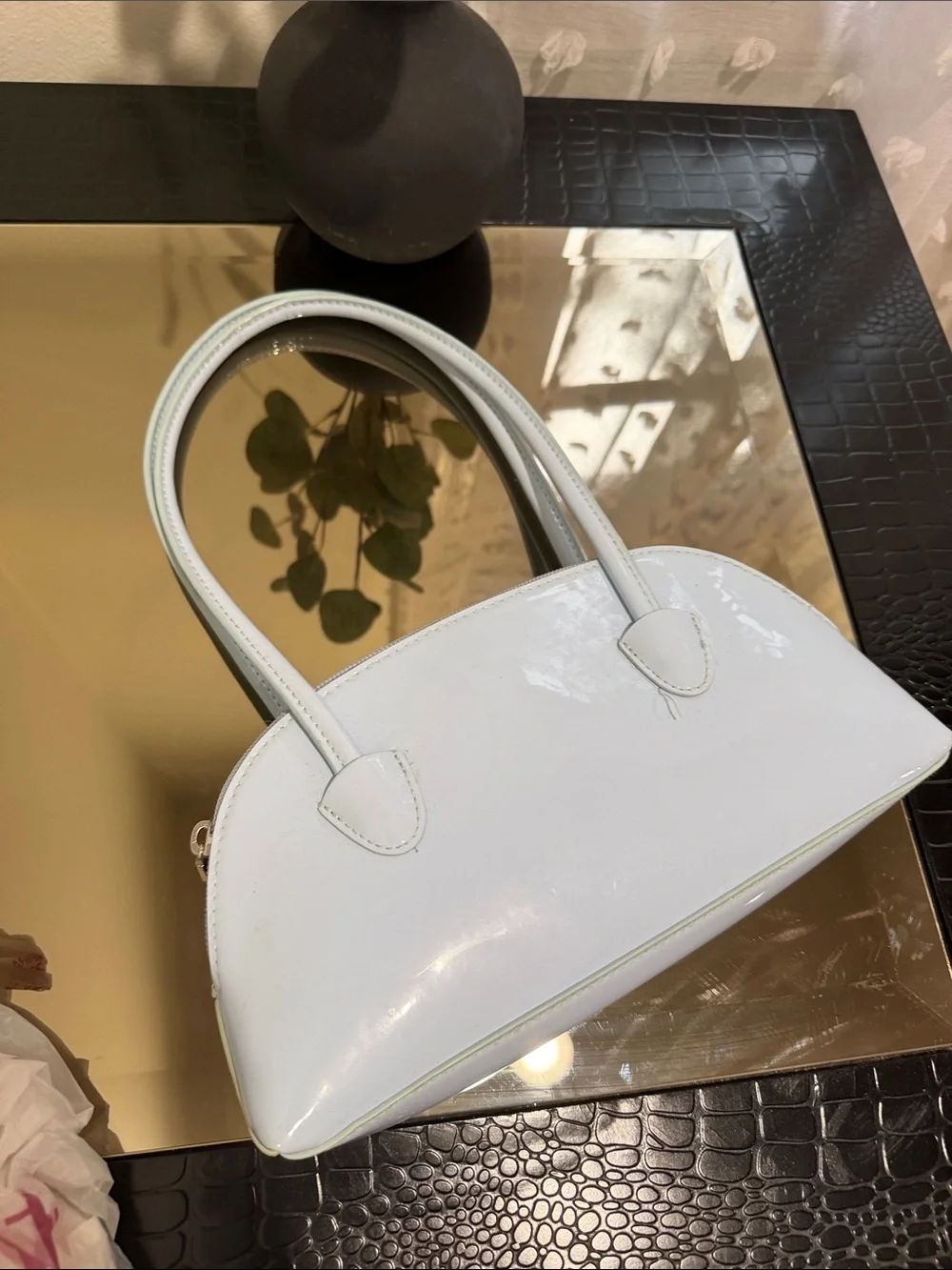 H&M sleek dome